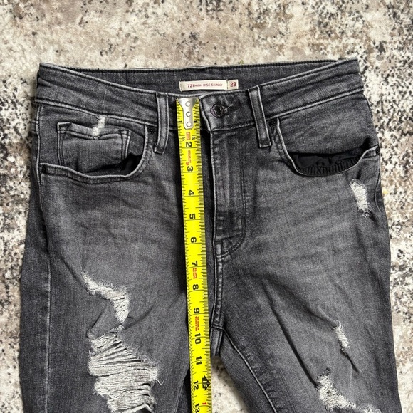 Levi 721 High Rise Distressed Skinny Jean Size 28 - Picture 5 of 9